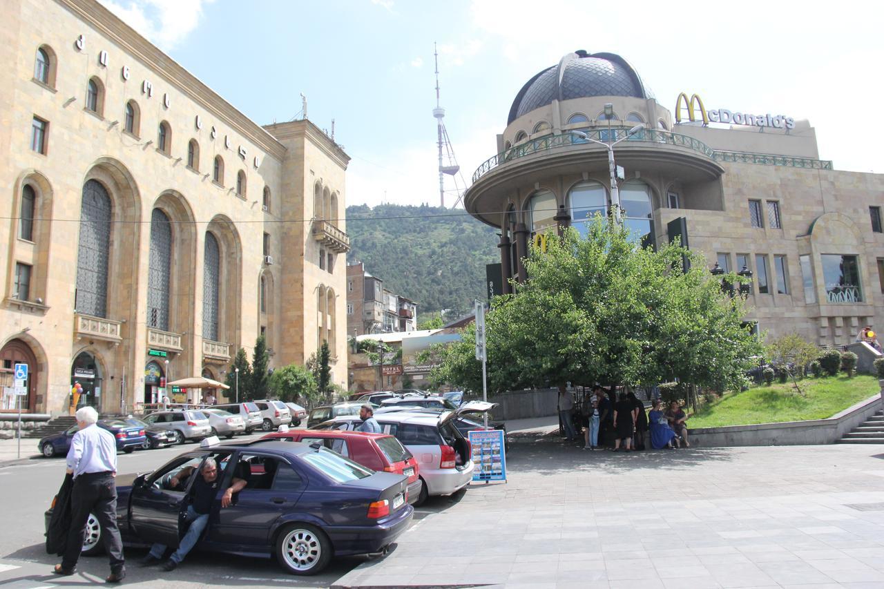 Home25 Tiflis Dış mekan fotoğraf